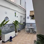 Puertas De La Catedral Apartment *