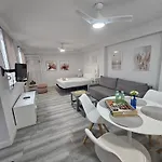 Apartment Puertas De La Catedral