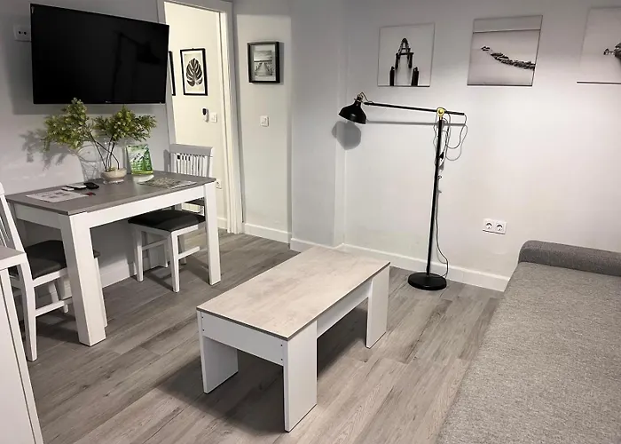 Puertas De La Catedral Апартаменты